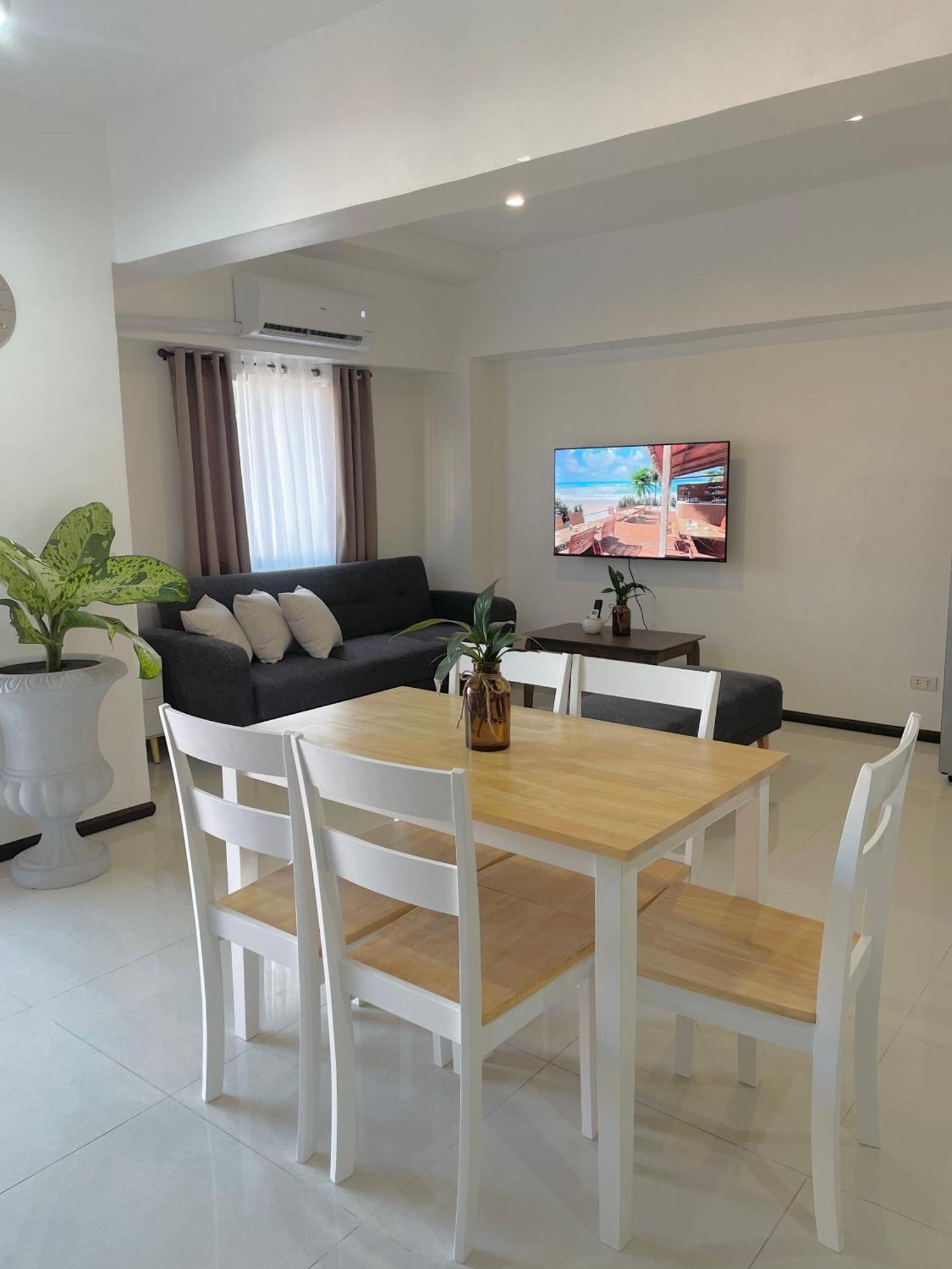 The Penthouse Suite Lapu-Lapu City Buitenkant foto